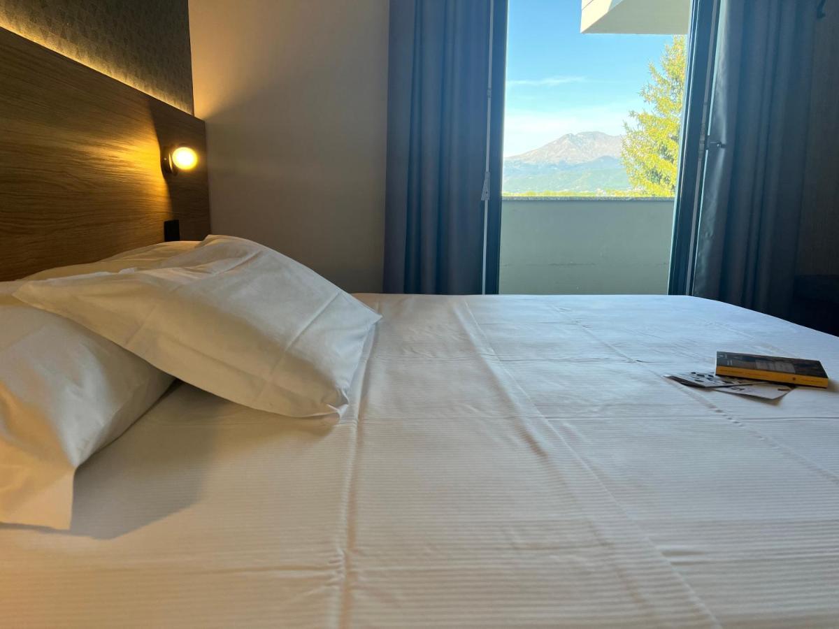Hotel Gardenia Romano Canavese Zewnętrze zdjęcie