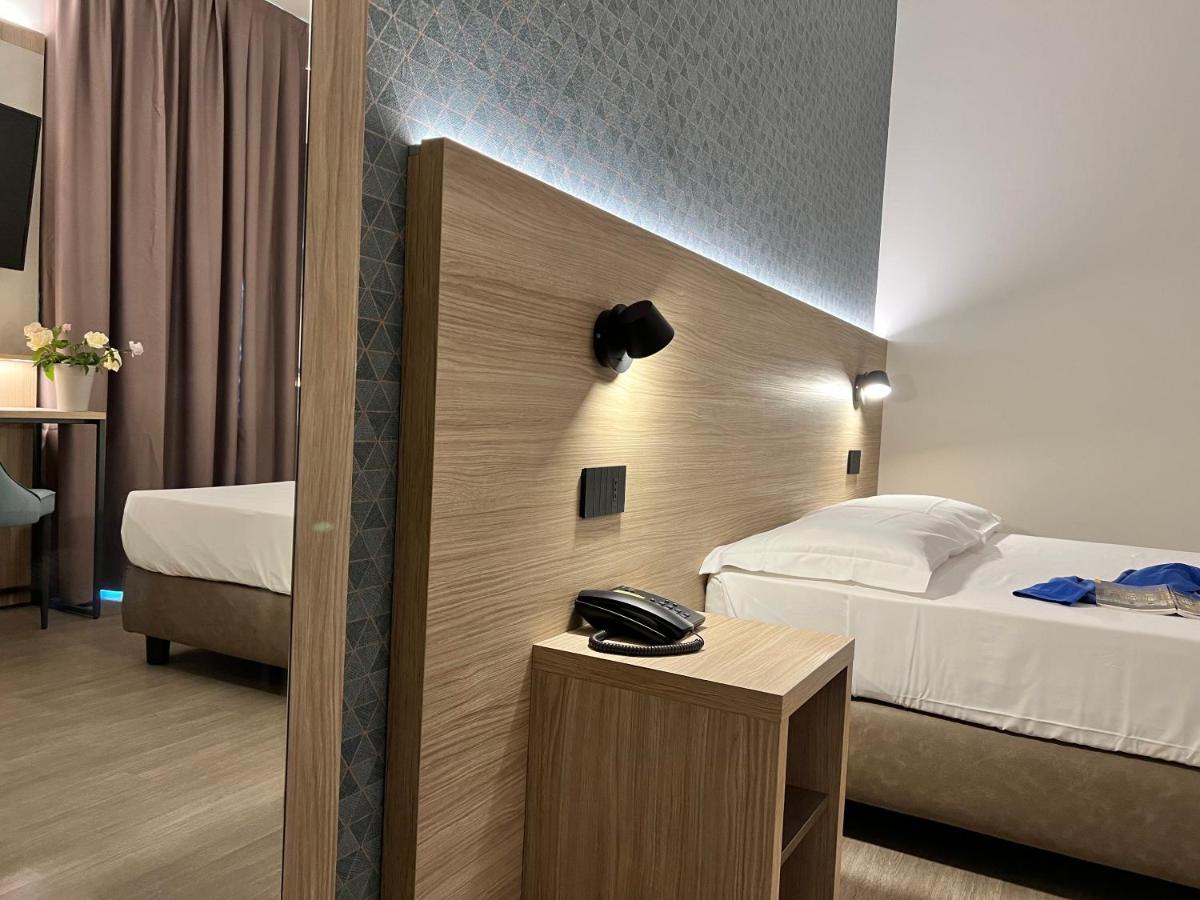Hotel Gardenia Romano Canavese Zewnętrze zdjęcie