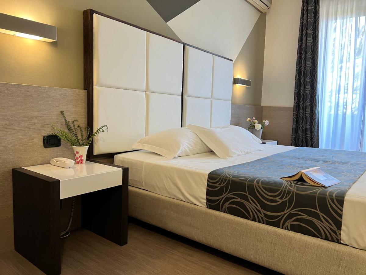 Hotel Gardenia Romano Canavese Zewnętrze zdjęcie