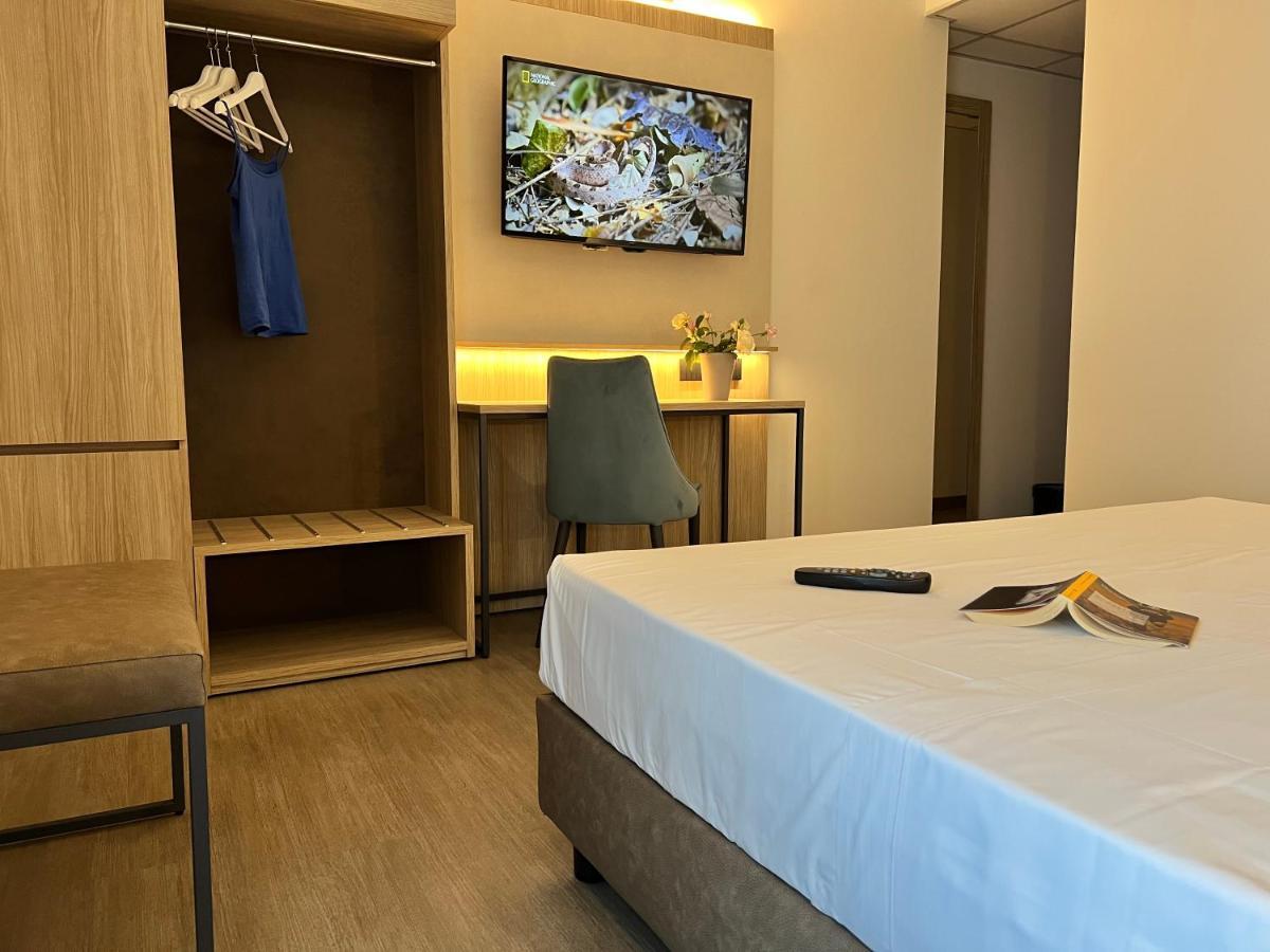 Hotel Gardenia Romano Canavese Zewnętrze zdjęcie