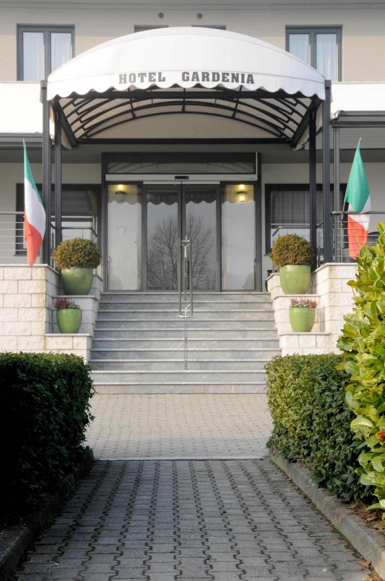 Hotel Gardenia Romano Canavese Zewnętrze zdjęcie