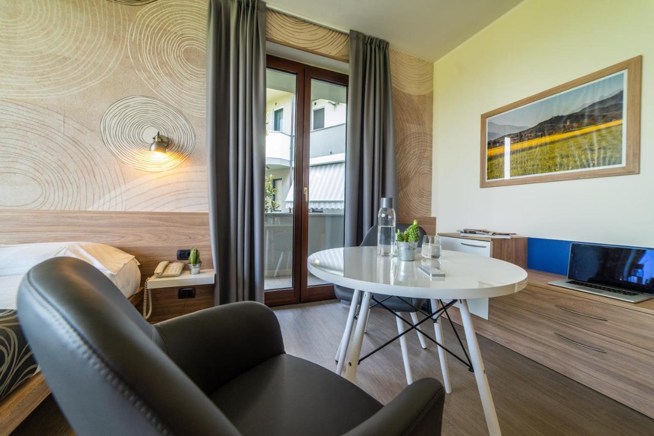 Hotel Gardenia Romano Canavese Zewnętrze zdjęcie